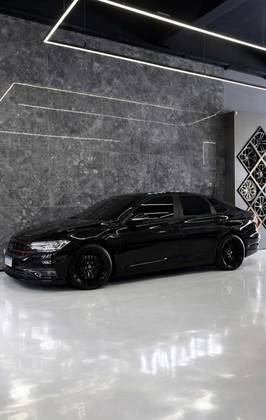 VOLKSWAGEN JETTA 1.4 250 TSI TOTAL FLEX R-LINE TIPTRONIC VOLKSWAGEN JETTA 1.4 250 TSI TOTAL FLEX R-LINE TIPTRONIC